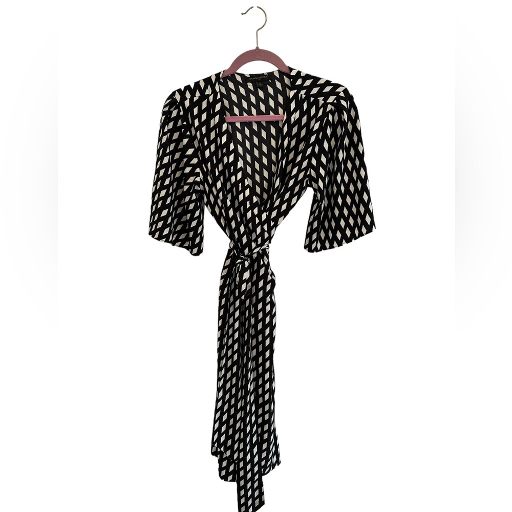 Banana Republic Size 6 Wrap Dress